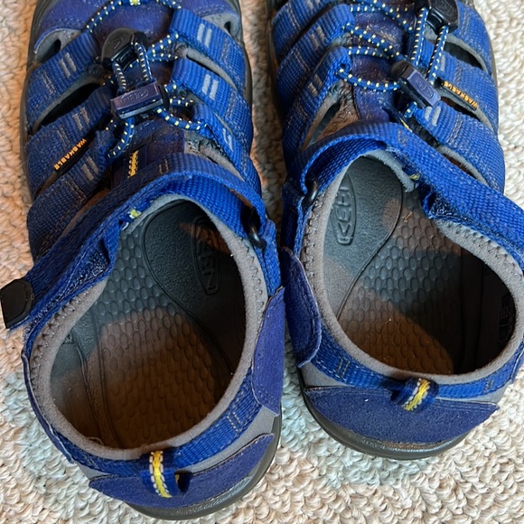 Kids' Keen Newport H2 Sandals - size 4 - Picture 6 of 7